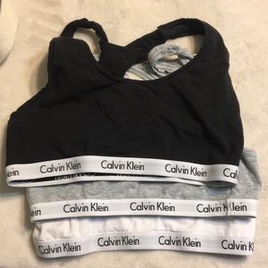 Set of 3 Calvin Klein sports bras
